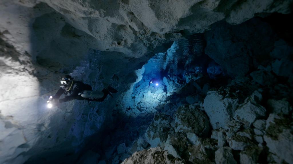 Alt forCavediving-cave-elchichocave.jpg