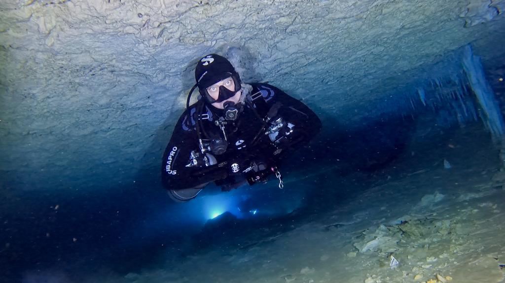 Alt forCavelataina-cavediving-divedominicana.jpg