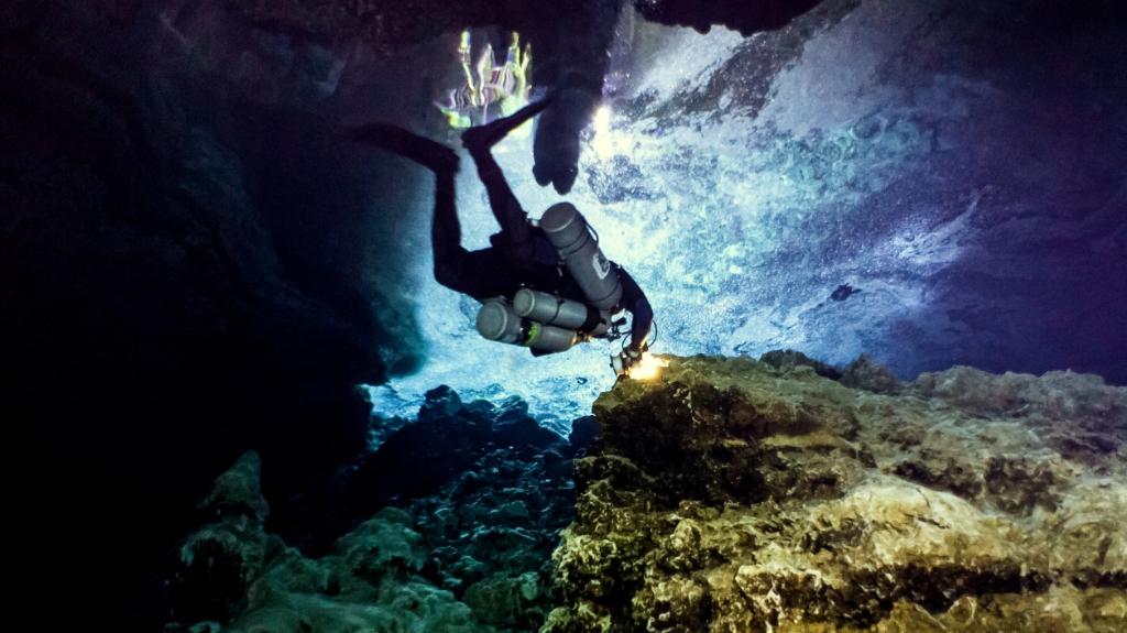 Alt forLaTaniacave-cave-cavediving.jpg